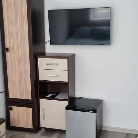 Unibal - Pokoje Goscinne Unieście Buitenkant foto