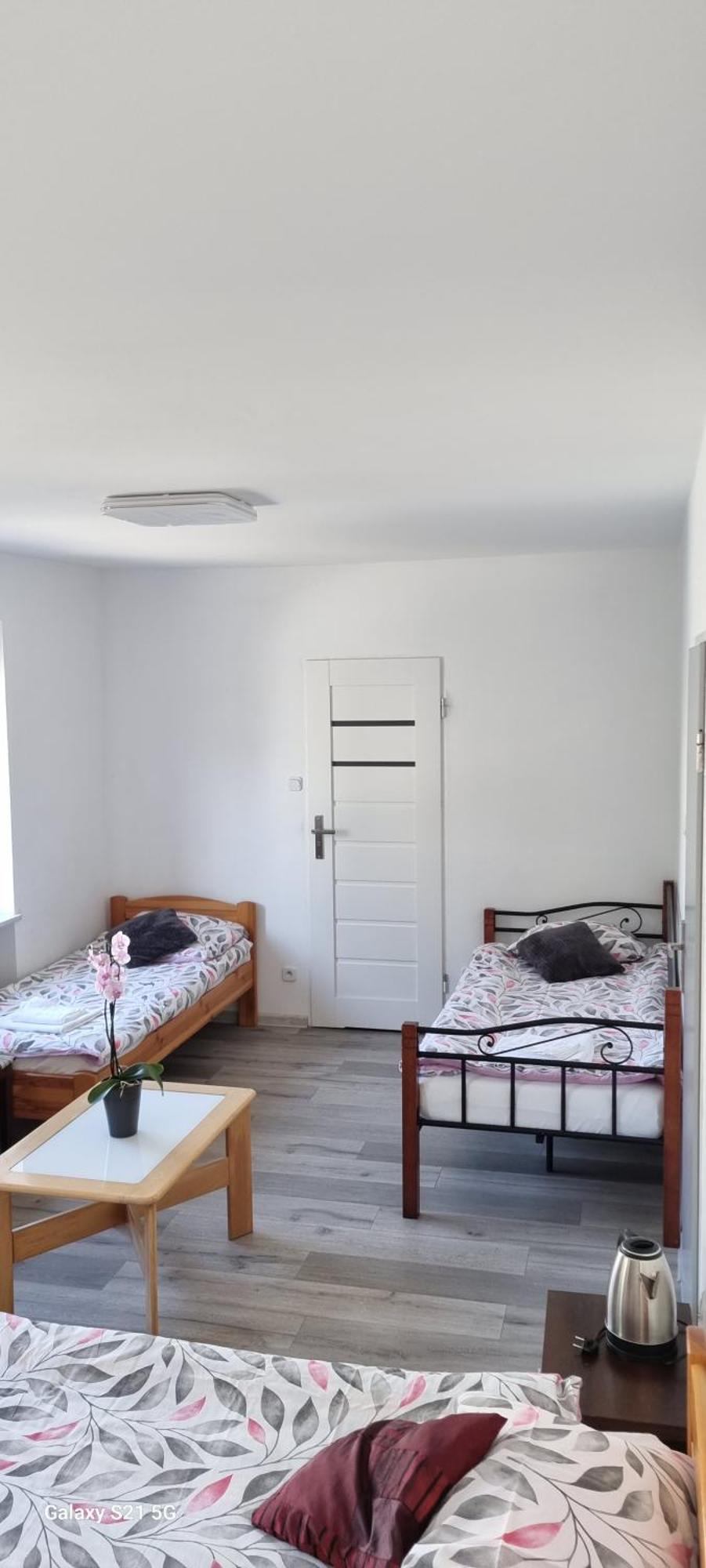 Unibal - Pokoje Goscinne Unieście Buitenkant foto